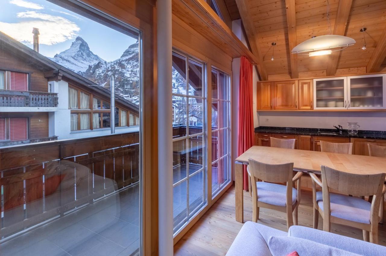 Haus Malva Apartment Zermatt Bagian luar foto