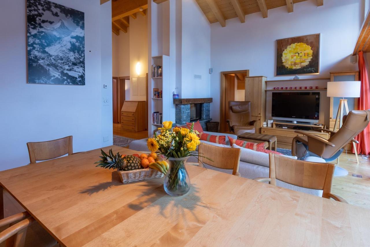 Haus Malva Apartment Zermatt Bagian luar foto